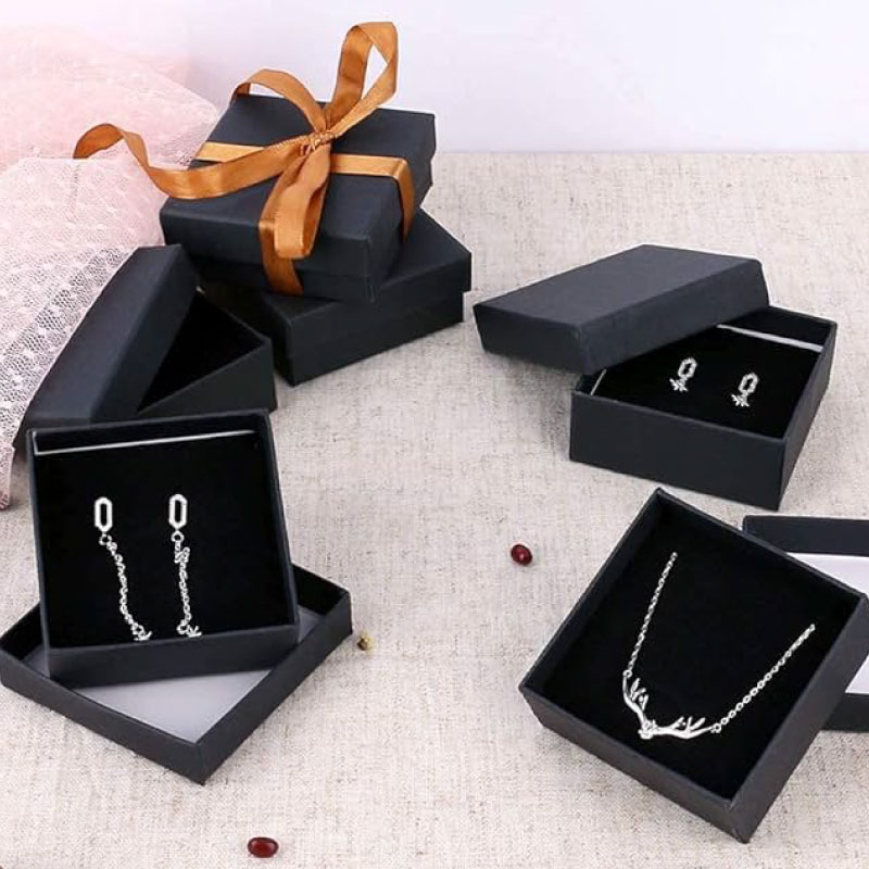 Custom Necklace Boxes